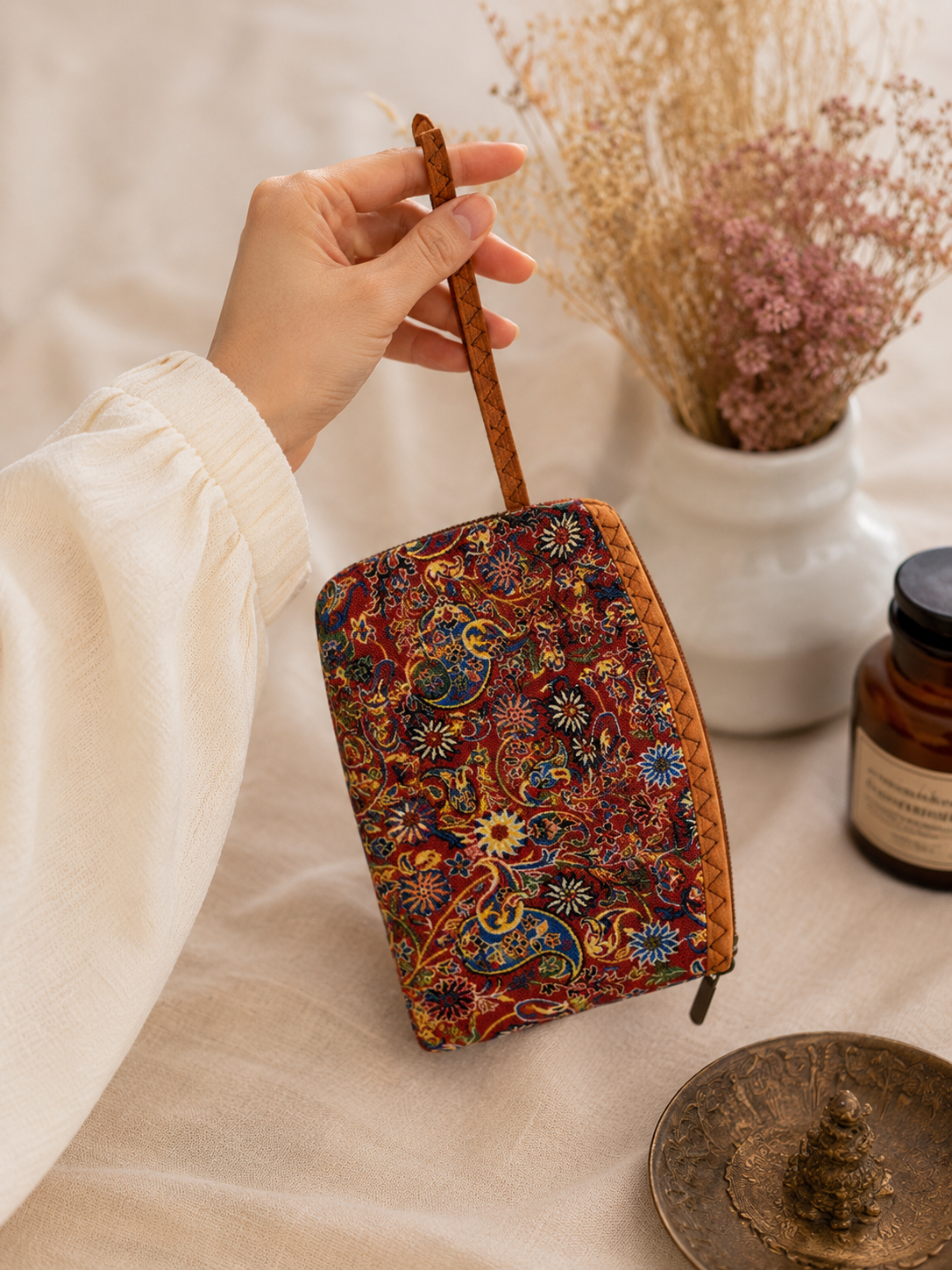 Kilim Desenli Terme Kumaş Orta Boy El Çantası